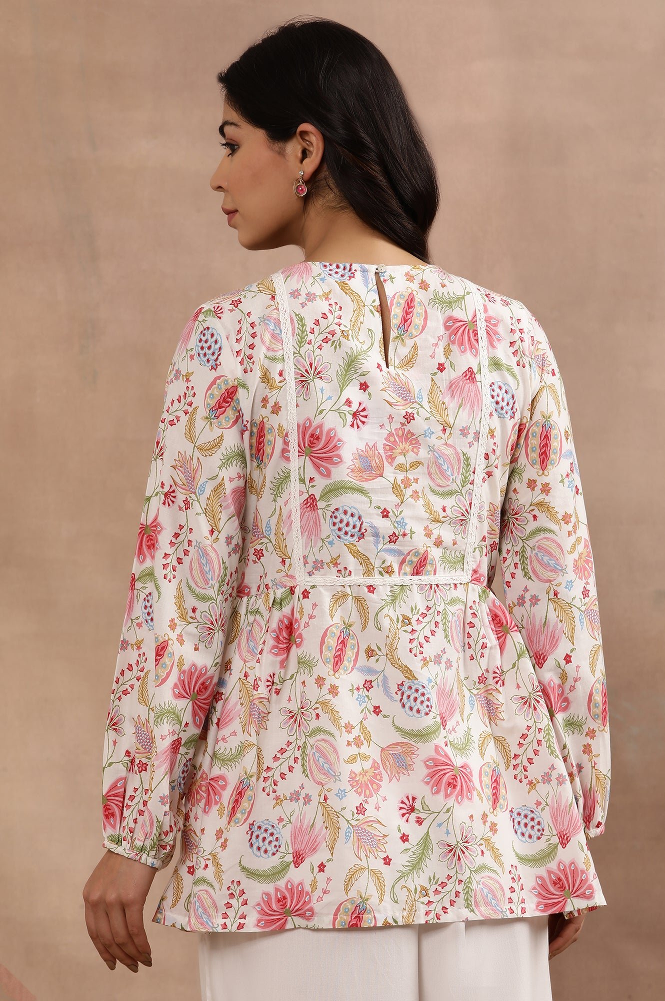 White Floral Printed Pure Cotton Top And Parallel Pants Set - Image 2